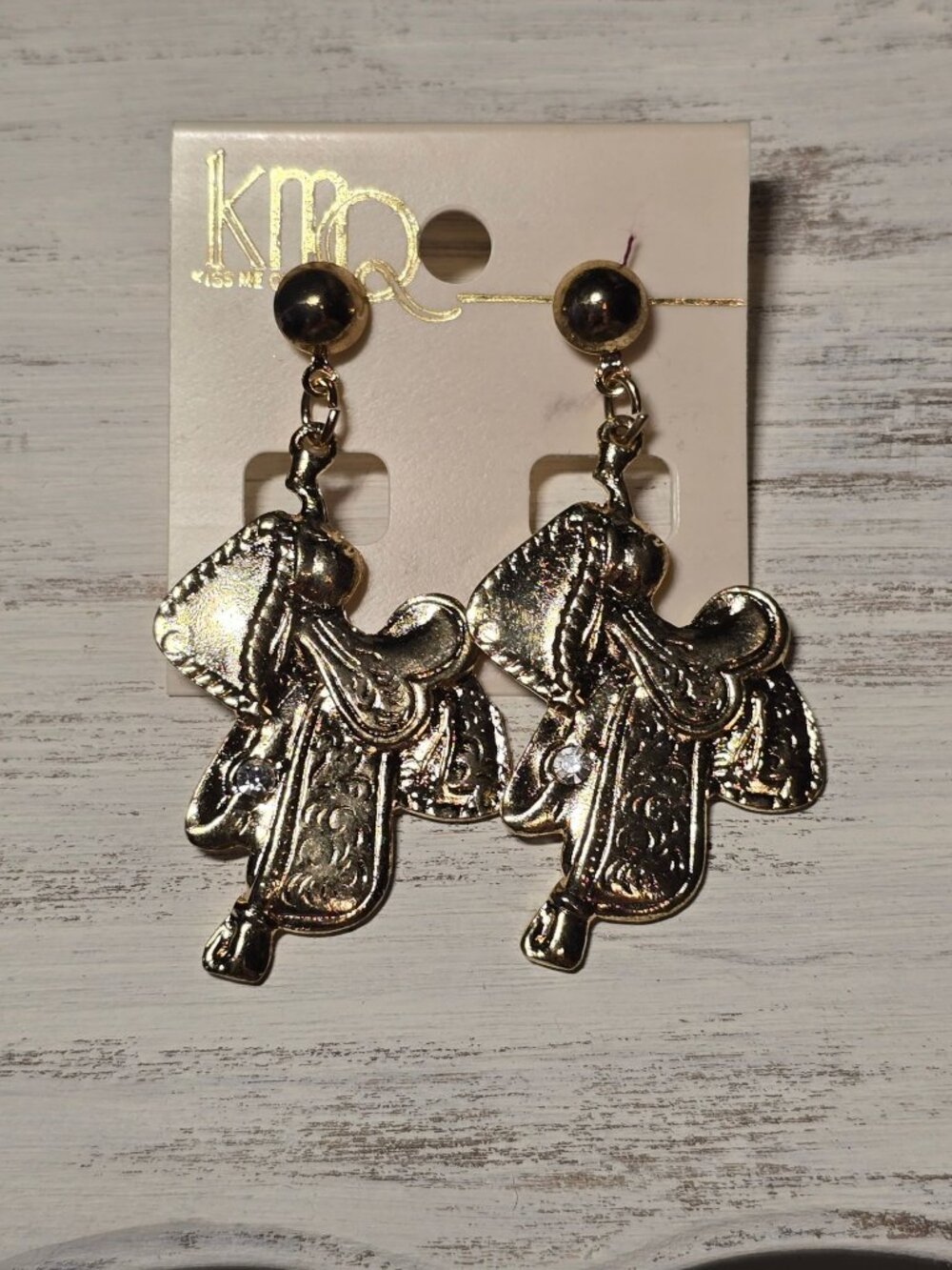 Vintage 1980s KMQ Saddle Gold Tone Post Earring, NEW! - Picture 4 of 6